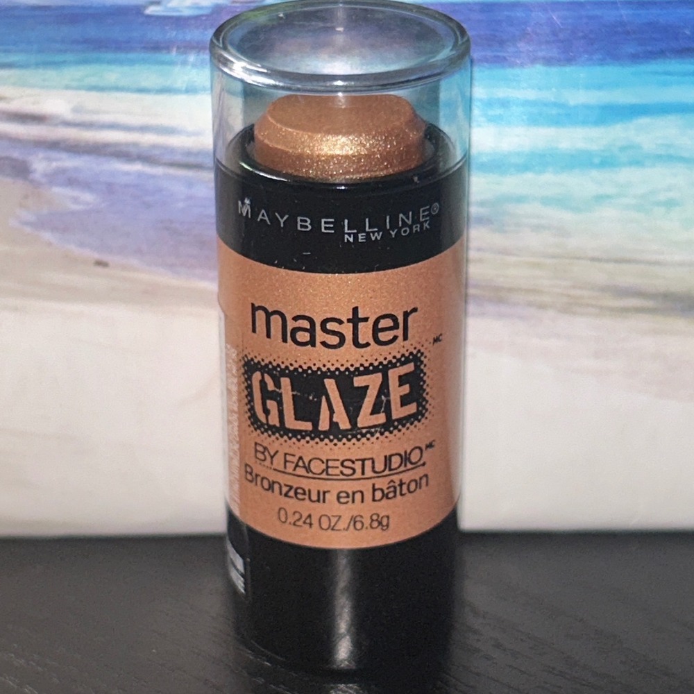 Maybelline FaceStudio Master Glaze Bronzer Stick Glistening Amber 230 Limited Ed